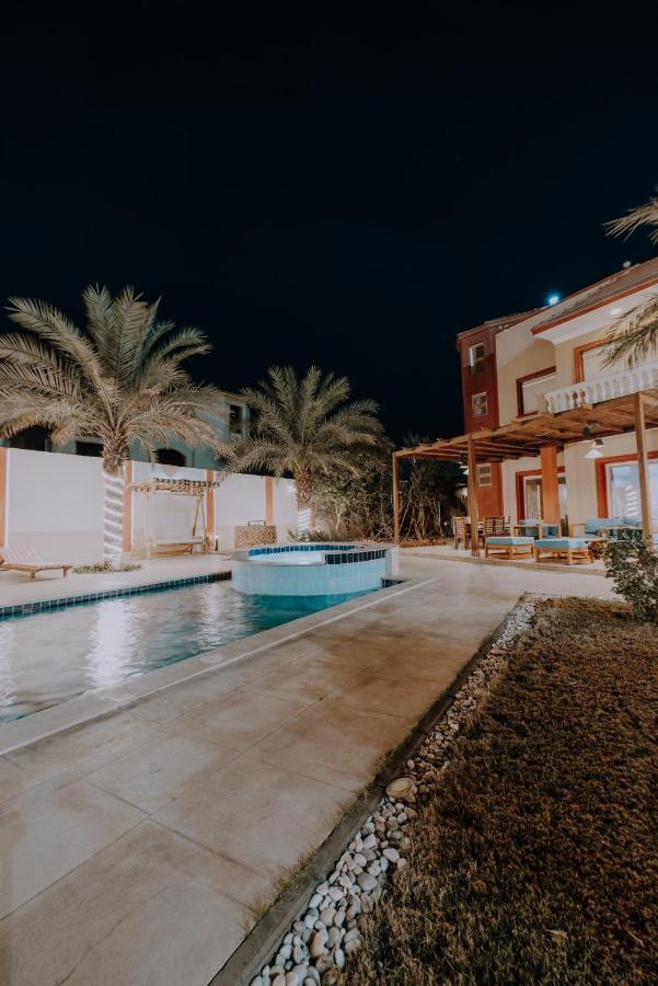 Luxury Private Villa With Pool Хургада Екстериор снимка