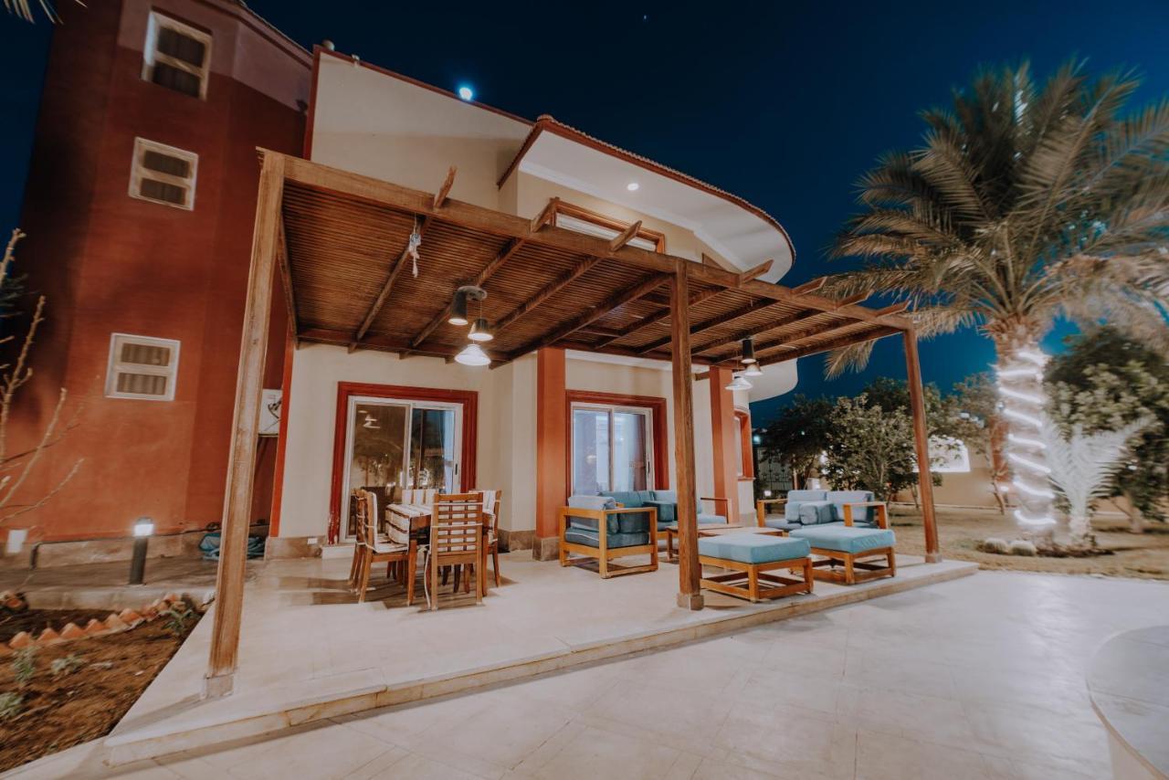 Luxury Private Villa With Pool Хургада Екстериор снимка